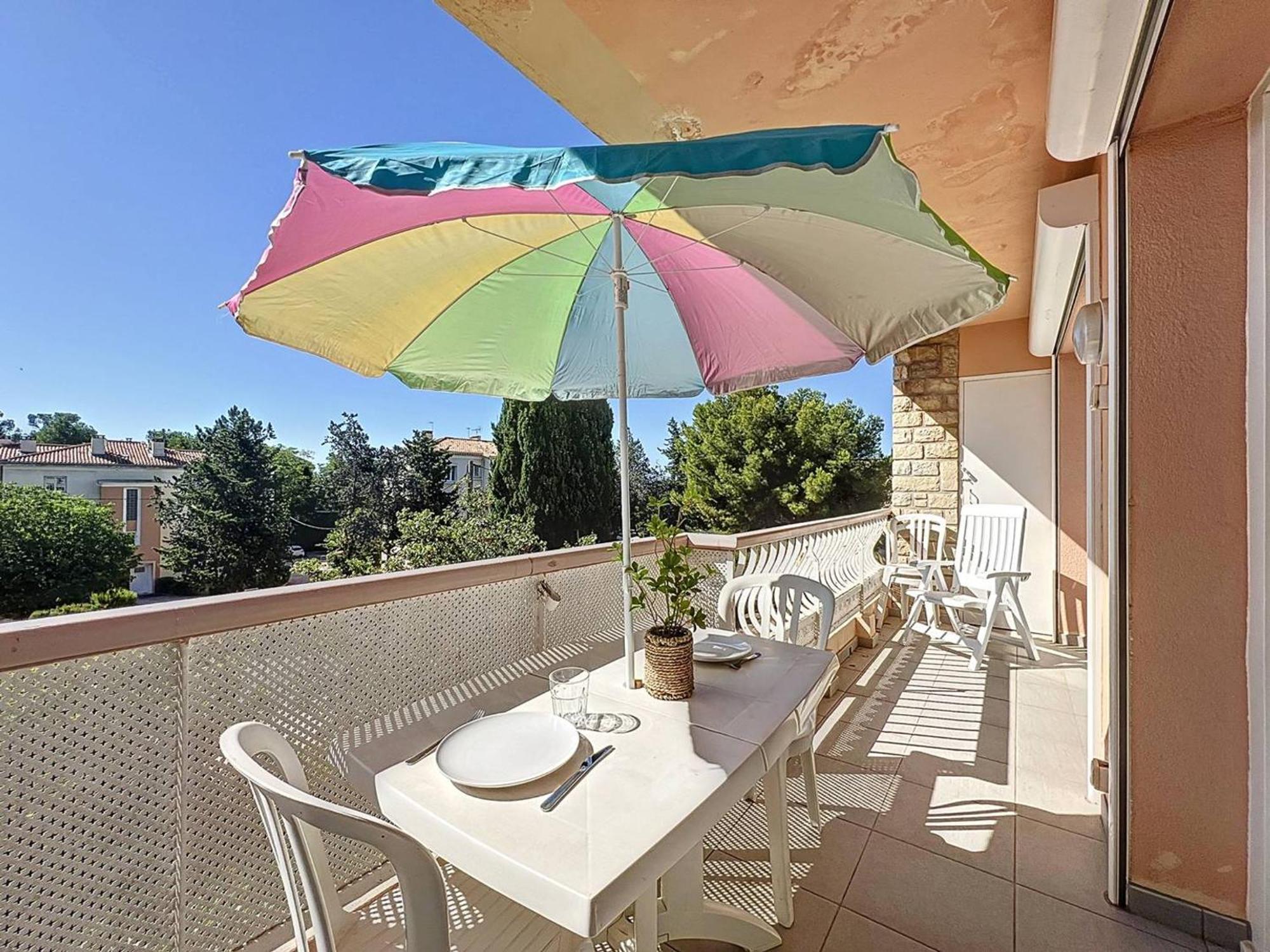 Moderne Et Lumineux A 2 Pas De La Plage, Parking Inclus - Fr-1-770-27 * La Ciotat