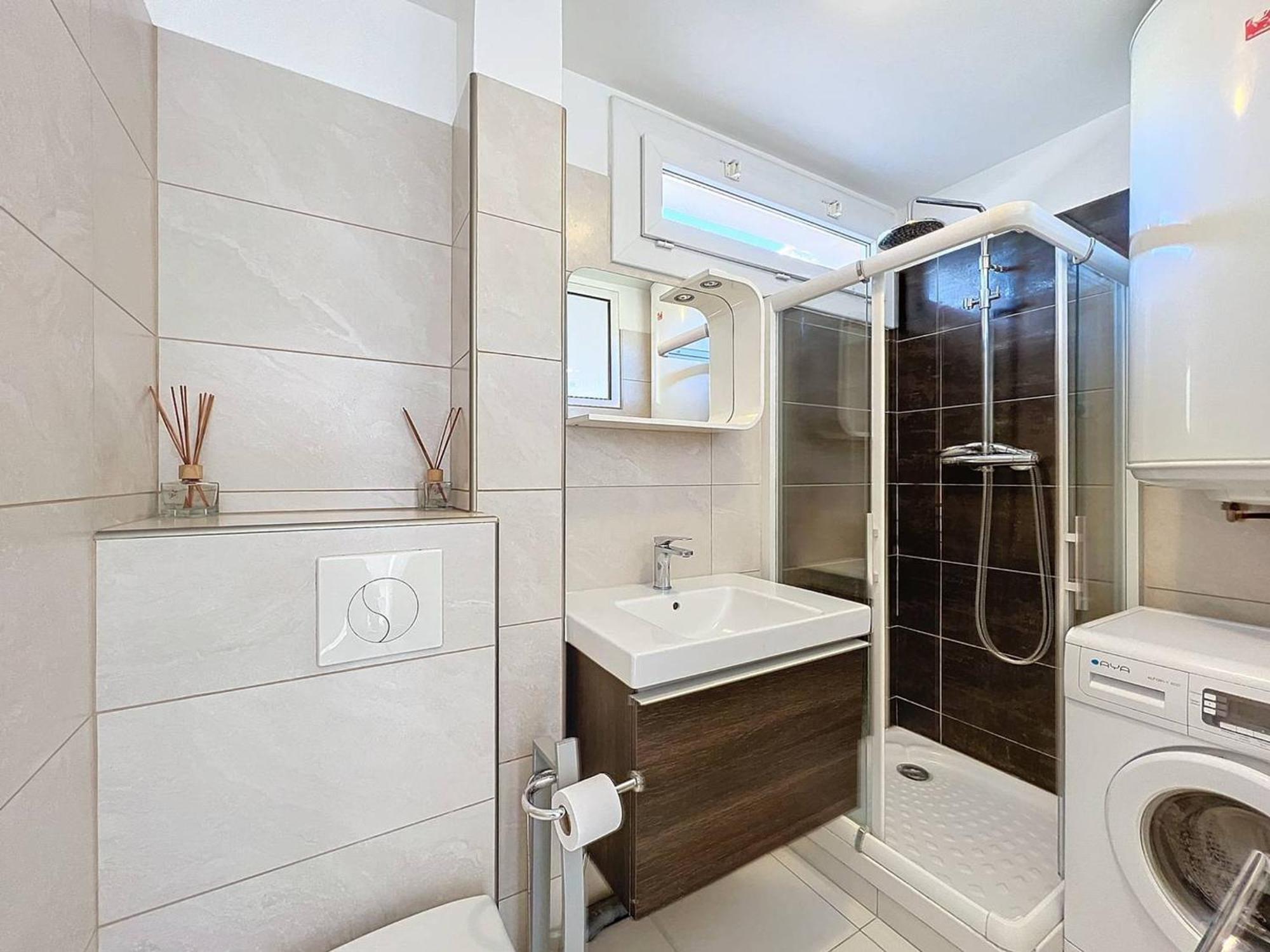 Moderne Et Lumineux A 2 Pas De La Plage, Parking Inclus - Fr-1-770-27 Apartamento La Ciotat